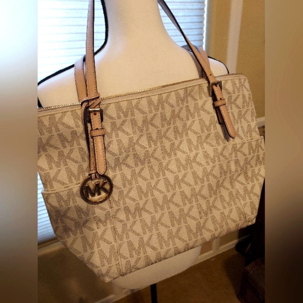 MK large leather tote purse